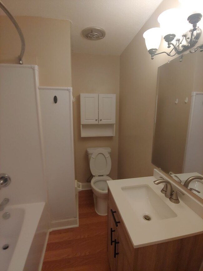 Building Photo - 1835 Portland Avenue