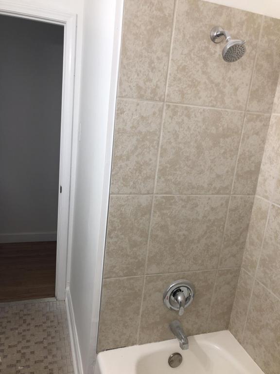 Building Photo - 806 Dowd