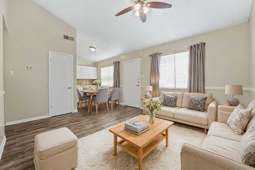 Primary Photo - Parker Heights & Flats Apartments