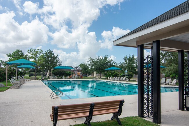 Building Photo - 1730 Palmetto Park Dr