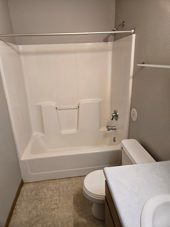 Building Photo - 8th & 8th Apartments