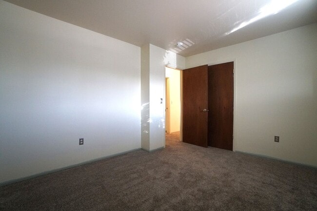 Building Photo - 4750 S Splendid Cir