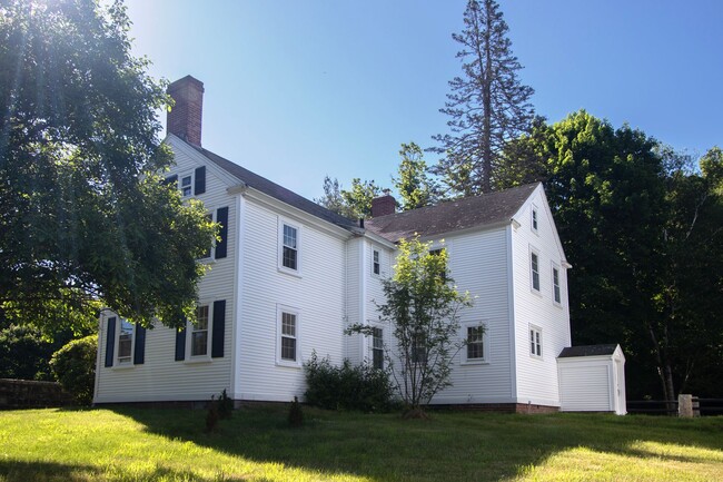 Building Photo - Amazing, Rarely Available Farmhouse with Carriage House and Garage