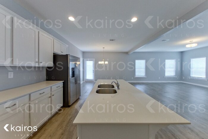 Building Photo - 11353 Crimson Ridge Rd