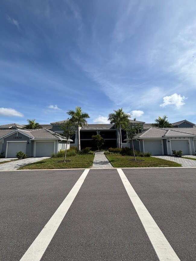 Building Photo - Wellen Golf St. Unit 105 Veranda Condo Wellen Park G&CC