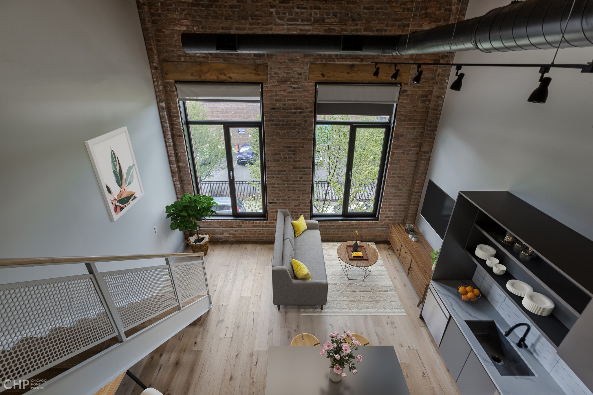 Building Photo - 729 N Sangamon St