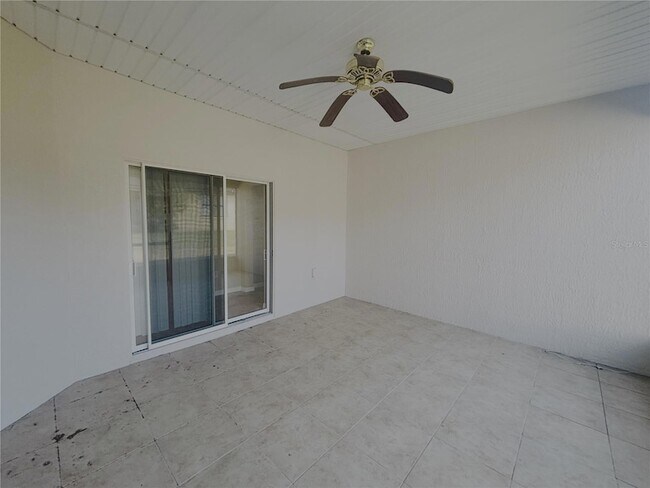 Building Photo - 4940 SW 63rd Loop