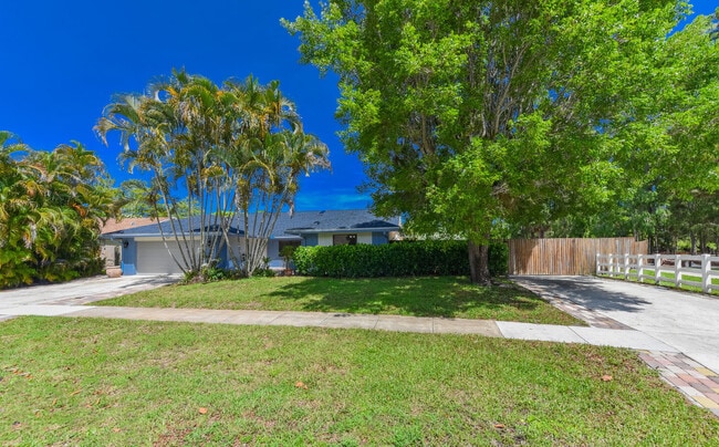 Primary Photo - 13442 Northumberland Cir