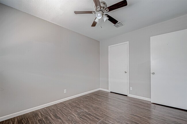 Building Photo - 7315 Housman