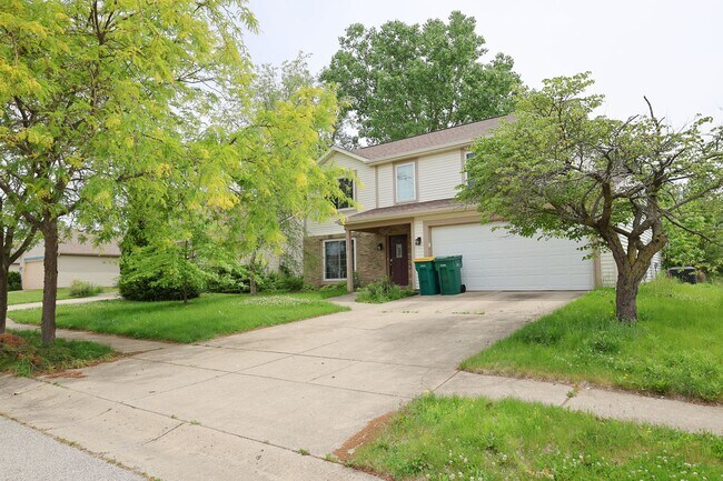 Building Photo - 3139 Bowfield Way