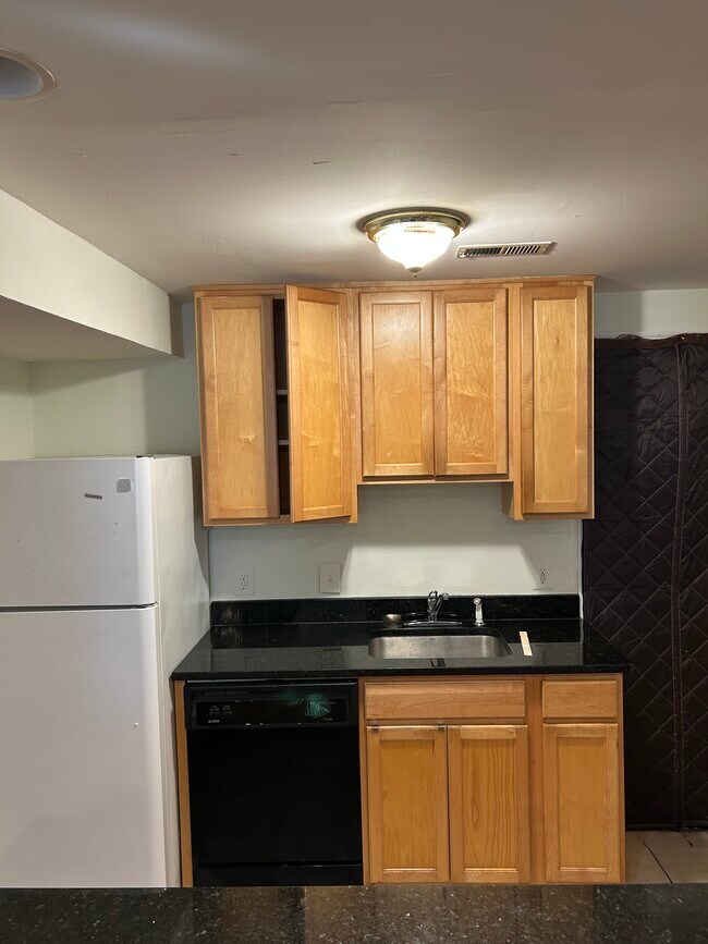 Kitchen (1) - 1909 11th St NW