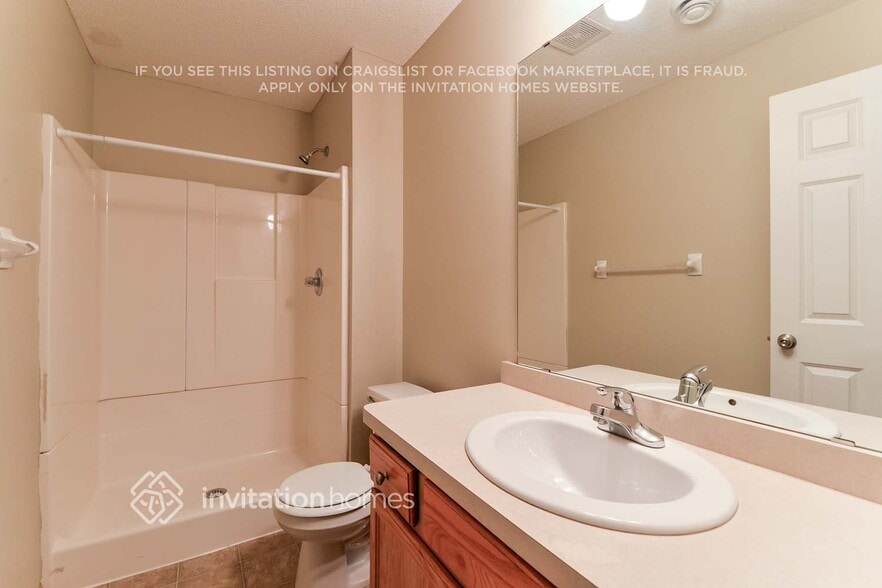 Building Photo - 13312 Tulip St NW