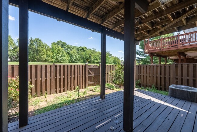 Building Photo - 43122 Shadow Terrace