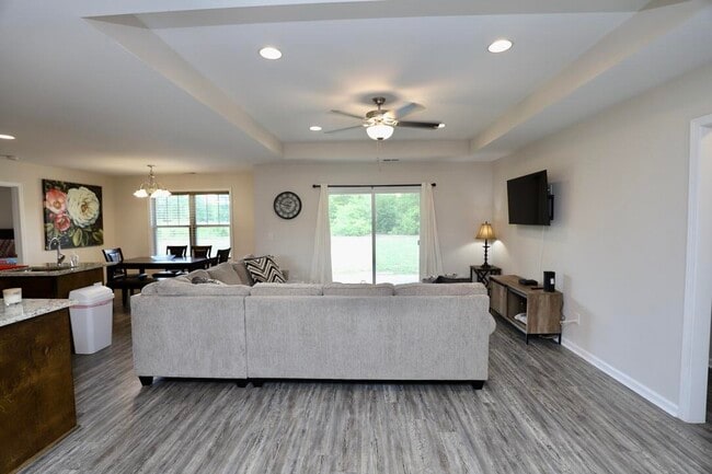 Building Photo - 4415 Patriot Pkwy