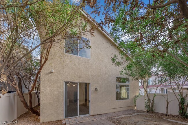 Building Photo - 1529 Tillman Falls Ave