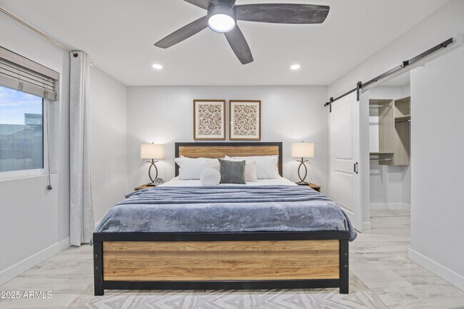 Building Photo - 11615 N 30th St