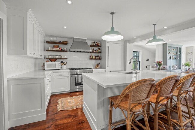 Building Photo - 74 Melville Rd