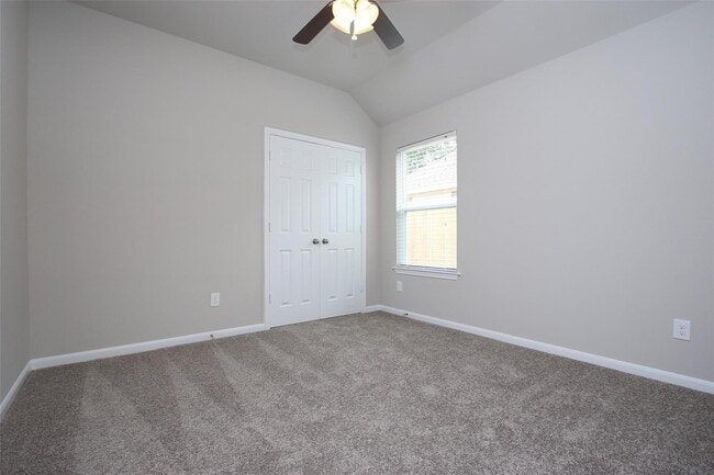 Building Photo - 8005 Woodward St