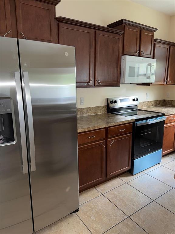 Building Photo - 11057 Savannah Landing Cir