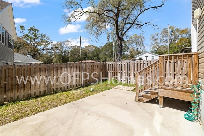 Building Photo - Home in the heart of Niceville