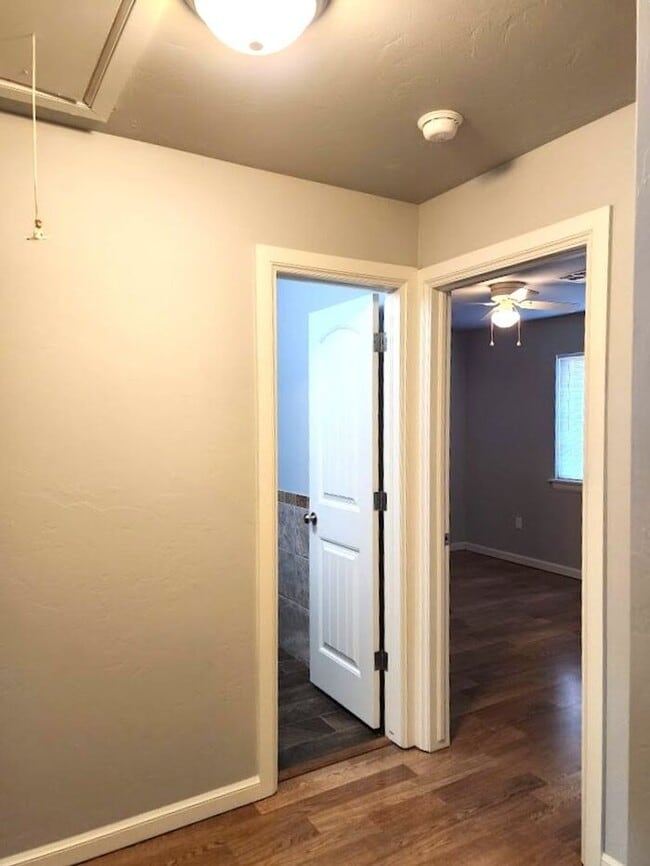 Building Photo - Spacious 5 Bedroom 3 Bath In Highland Park Add in Edmond