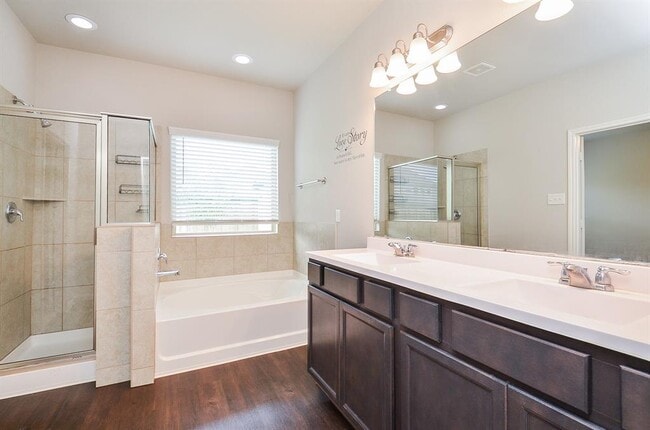 Building Photo - 24430 Vittorio Wood Ln