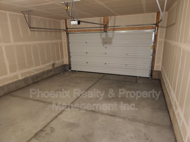 Building Photo - 630 Greenville