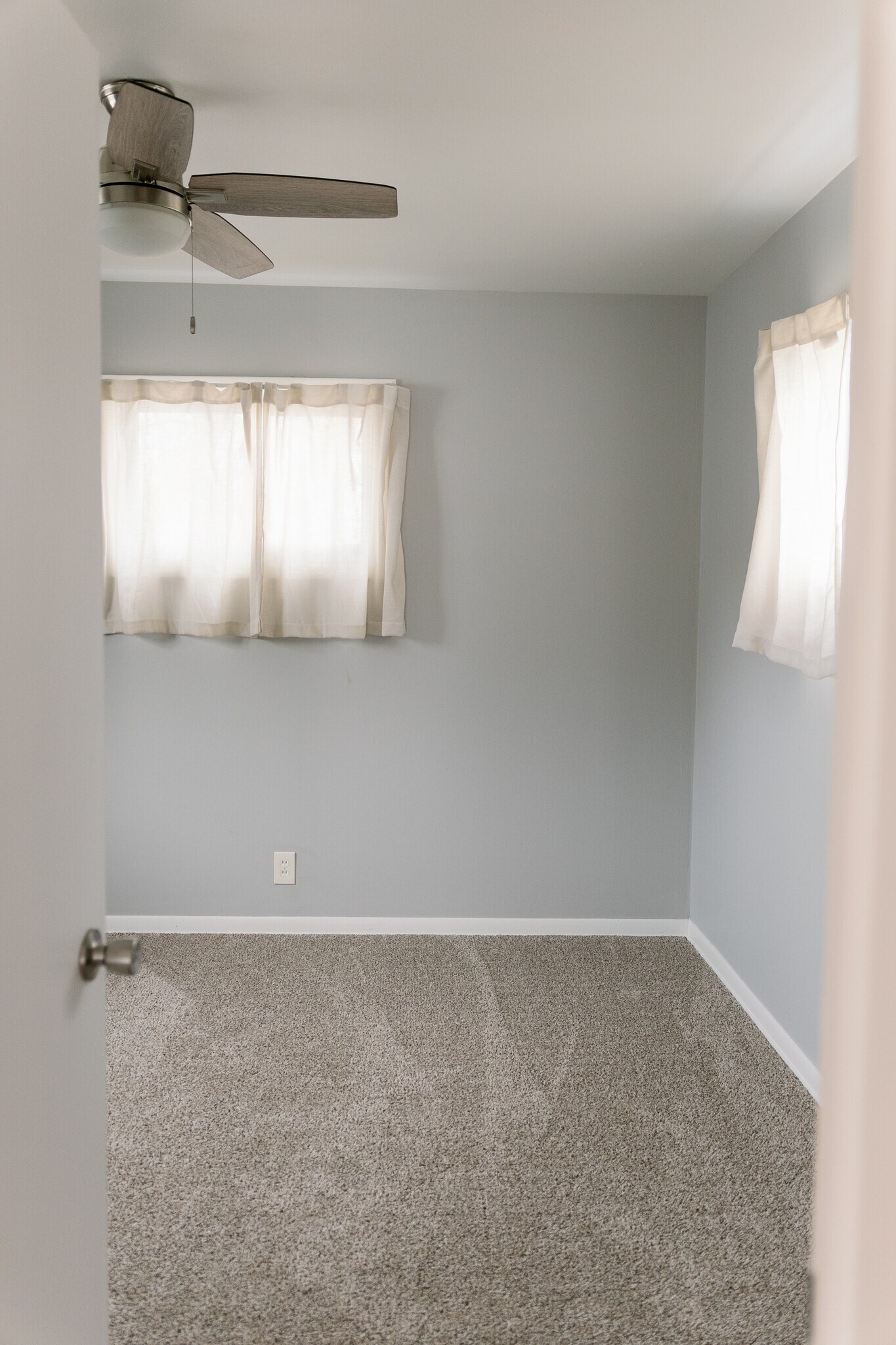 Building Photo - 12302 Milligan Ave