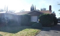 Building Photo - 2465/2475 Pillsbury Road (Duplex)