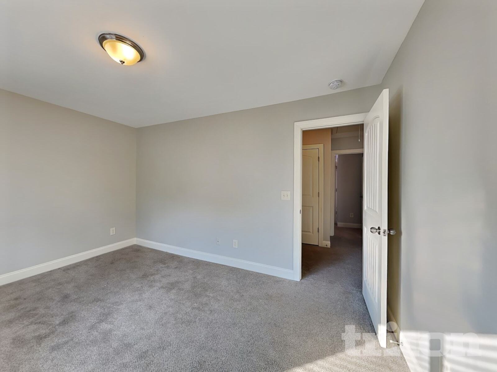 Building Photo - 30 Prospectus Ln