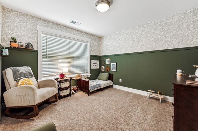 Building Photo - 420 Creative Way