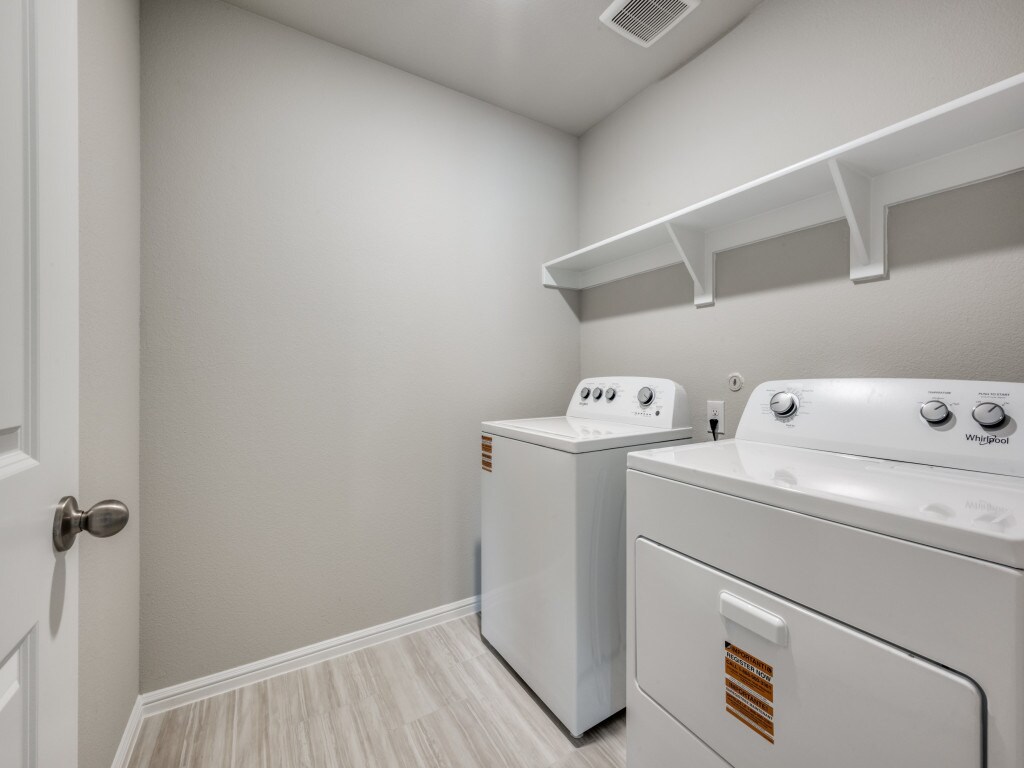 Building Photo - 1609 Cansler Dr