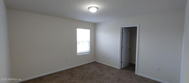 Building Photo - 8113 Echo Springs Rd