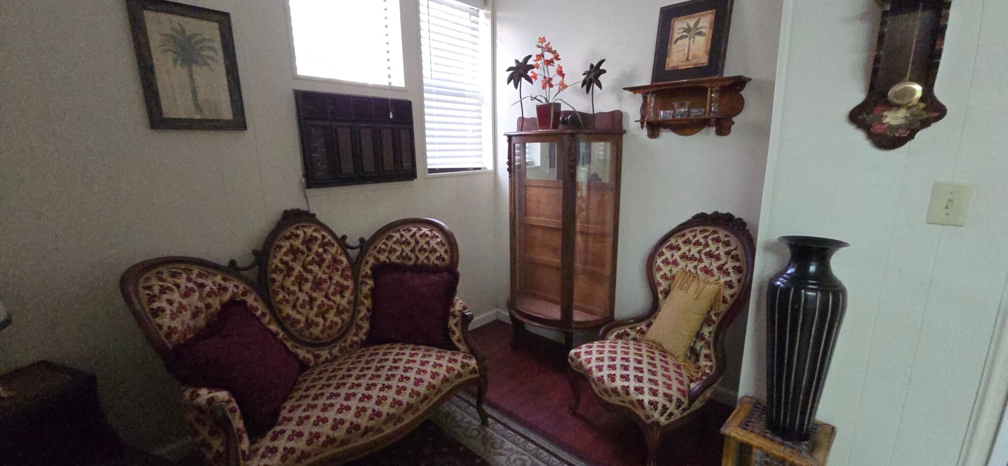 Building Photo - 1447 Lincoln Way