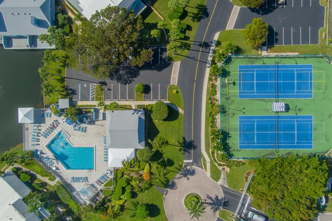 Building Photo - 1221 Ocean Dunes Cir