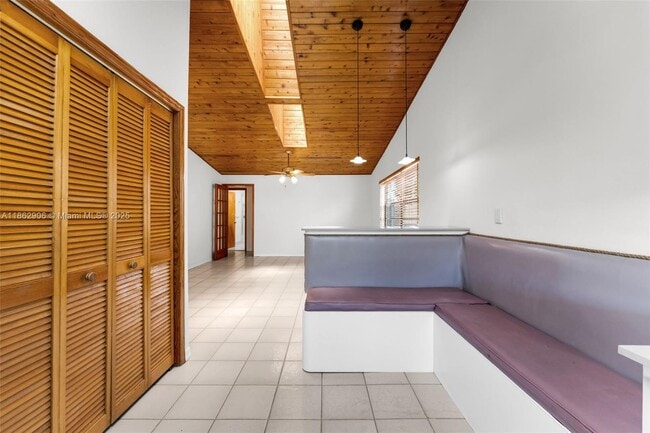 Building Photo - 8131 SW 90th Ave