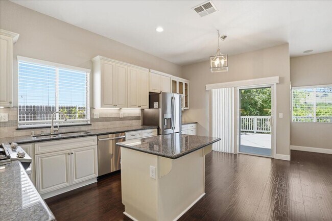 Building Photo - 4089 Monte Verde Dr