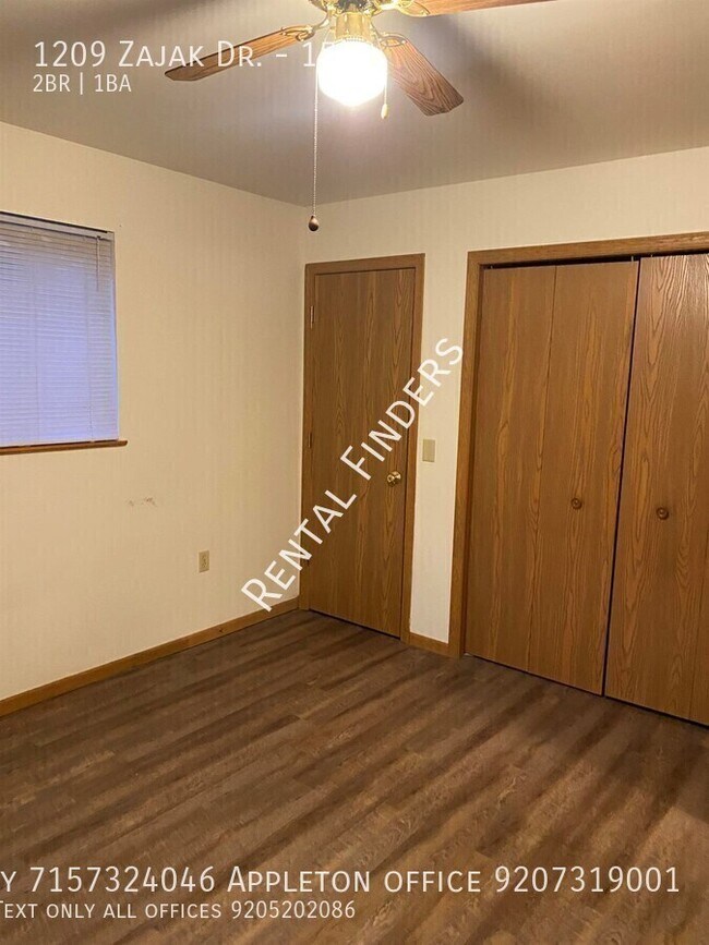 Building Photo - 1209 Zajak Dr