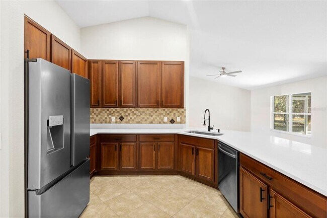 Building Photo - 1227 Tivoli Dr