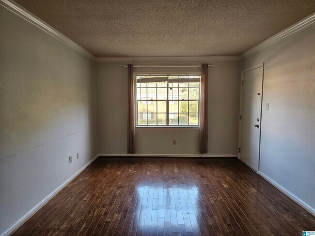 Building Photo - 3405 Sandner Ct