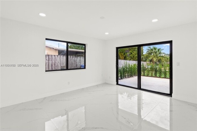 Building Photo - 8631 NW 24th Ct