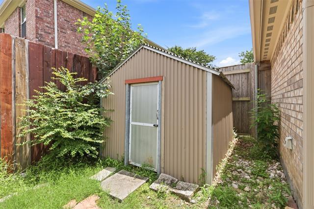 Building Photo - 111 Shadybrook Dr