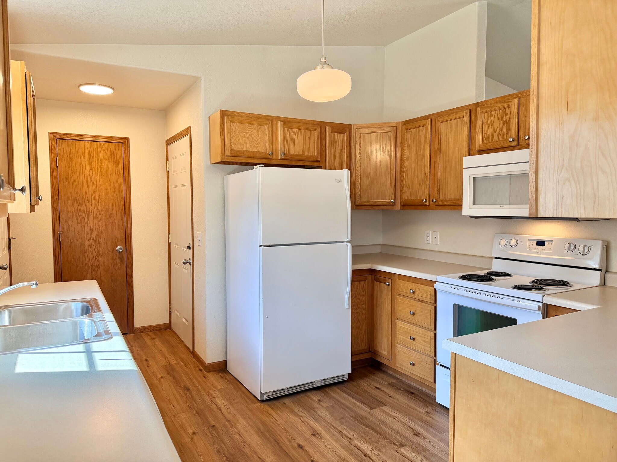 Building Photo - 275 S 21st Street Ct