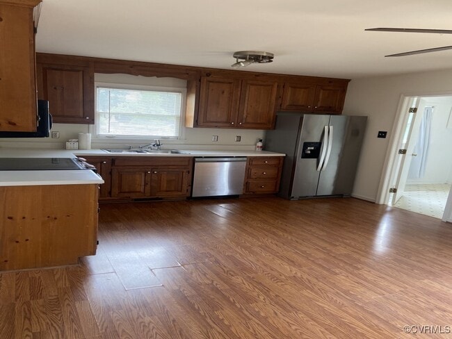 Building Photo - 6415 Chenault Way