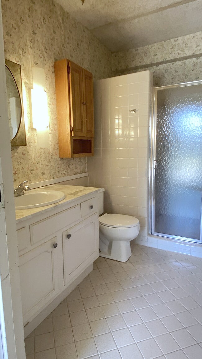 Building Photo - 1017 Audubon Ave