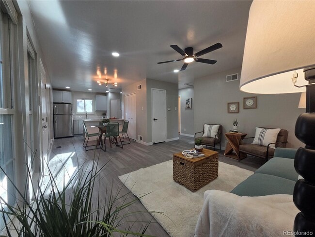 Building Photo - 1250 S Monaco Street Pky