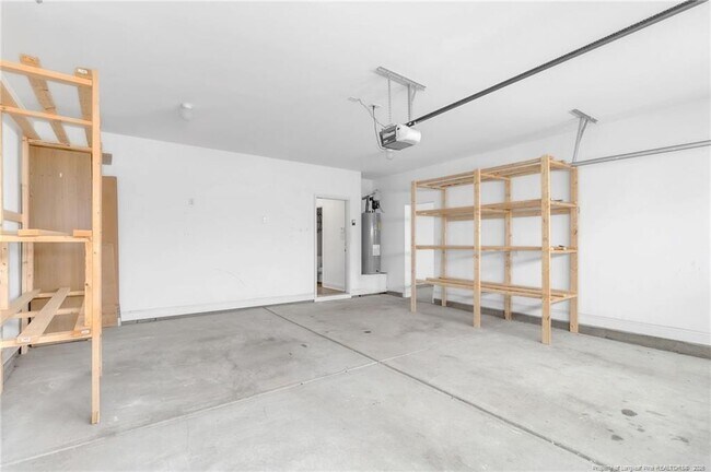 Building Photo - 127 Ganton Dr