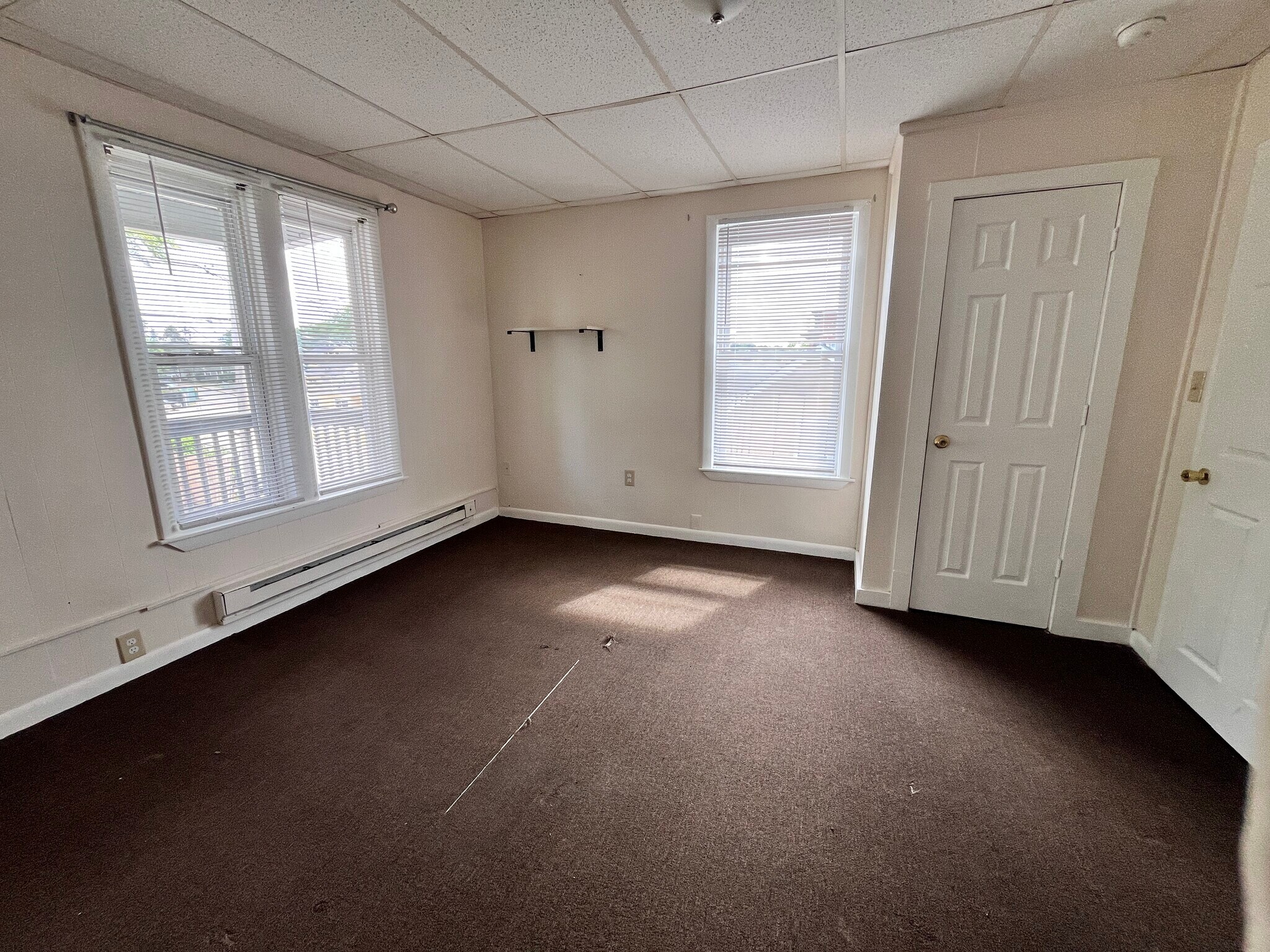 Building Photo - 271 Elm St