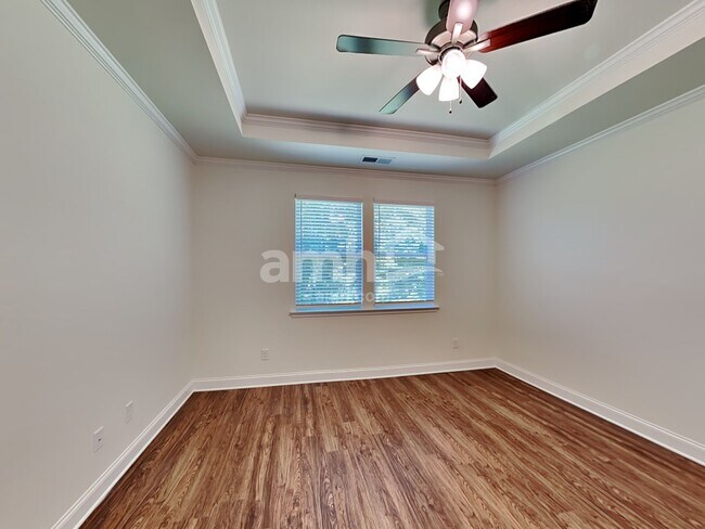 Building Photo - 598 Slew Drive