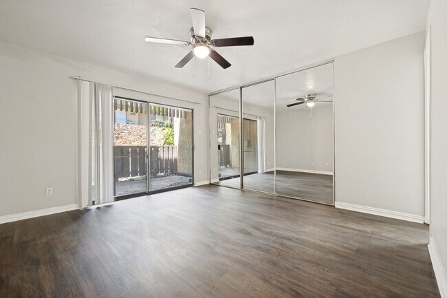 Building Photo - Prime Las Colinas Location! Spacious Condo Minutes from Dining & Entertainment